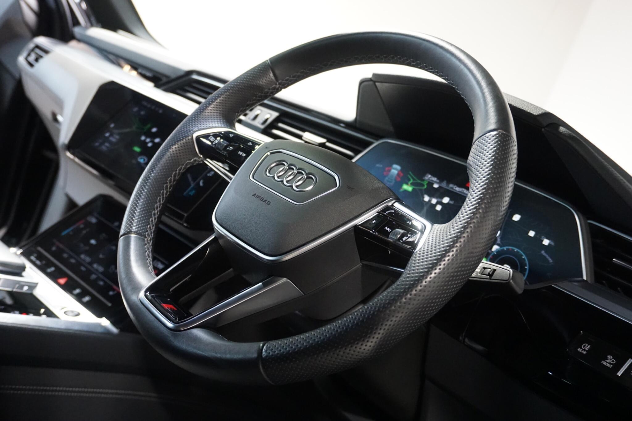 Audi Q8 e-tron 50 S line Sportback 5dr Electric Auto quattro 95kWh (11kW Charger) (340 ps)